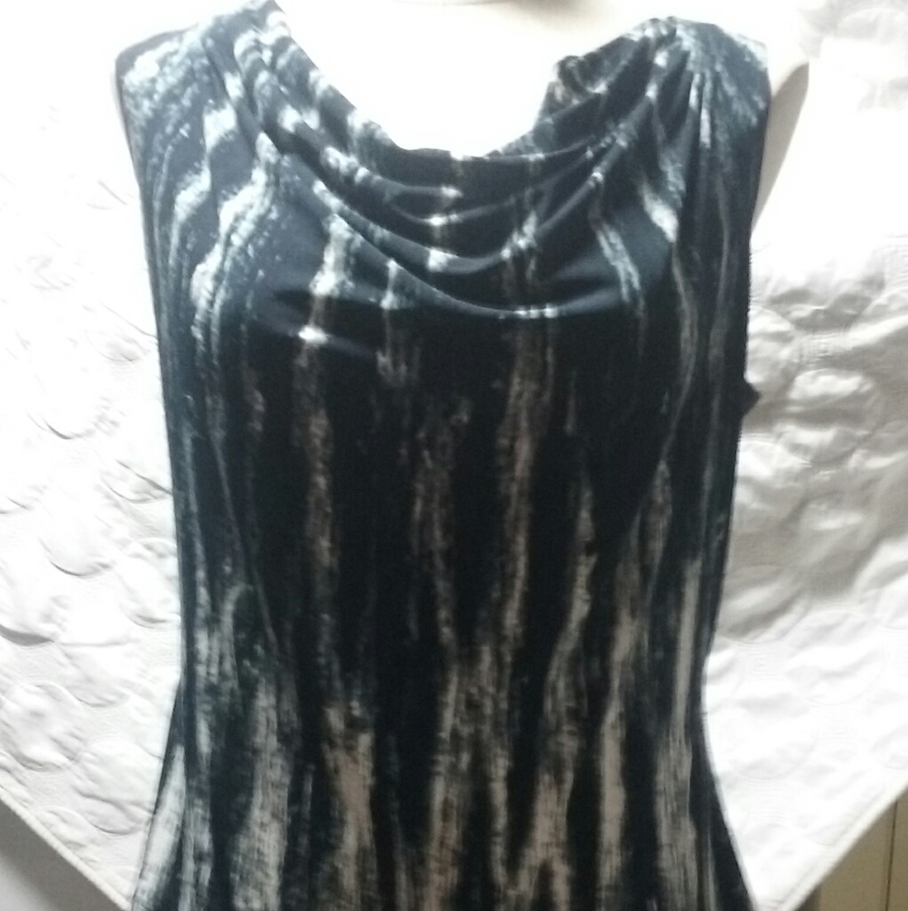 Calvin Klein women's Large sleeveless tank